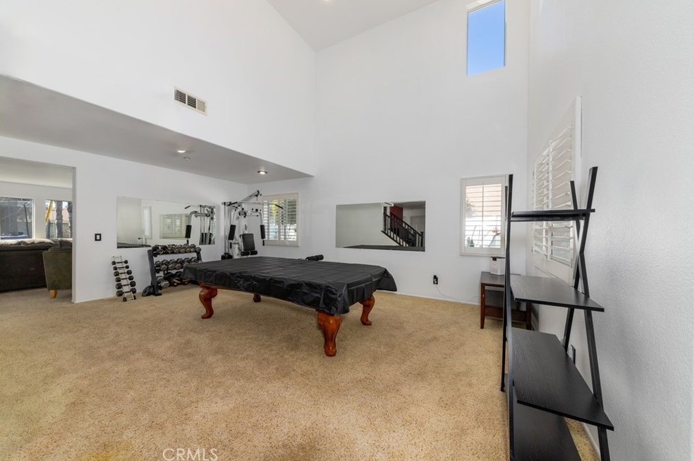 14395 Quail Ct, Fontana CA  92336-3625 exterior