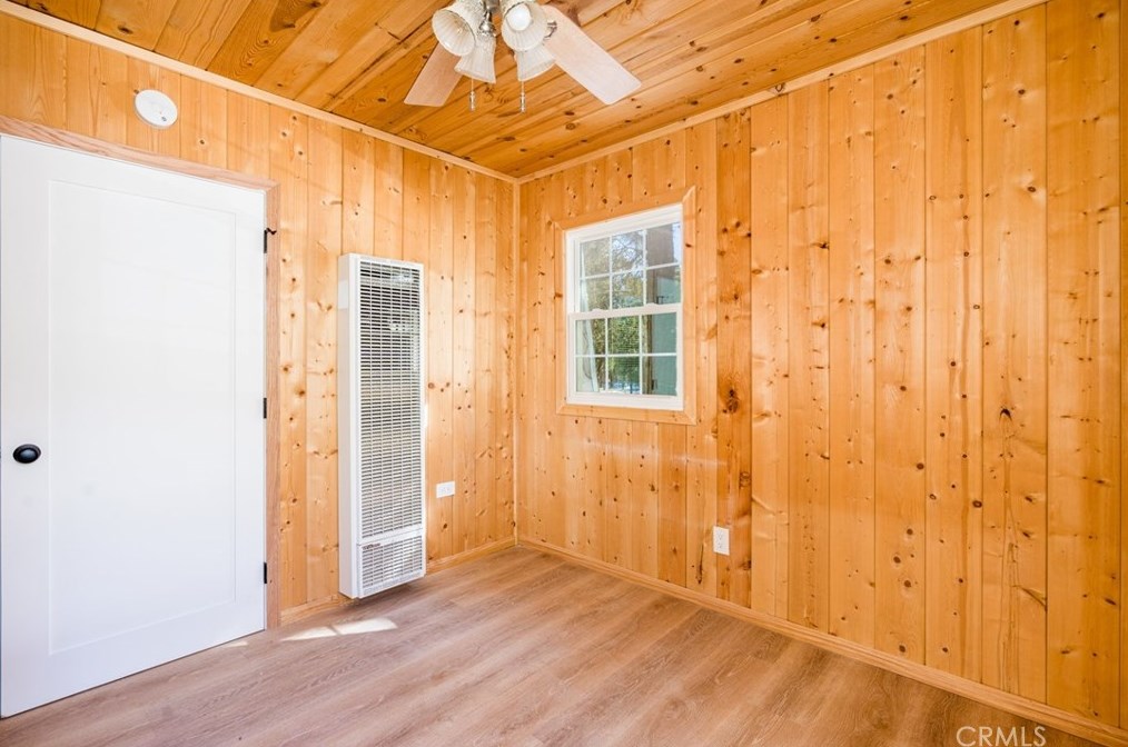 917 Cypress Ln, Big Bear City CA  92314-8818 exterior