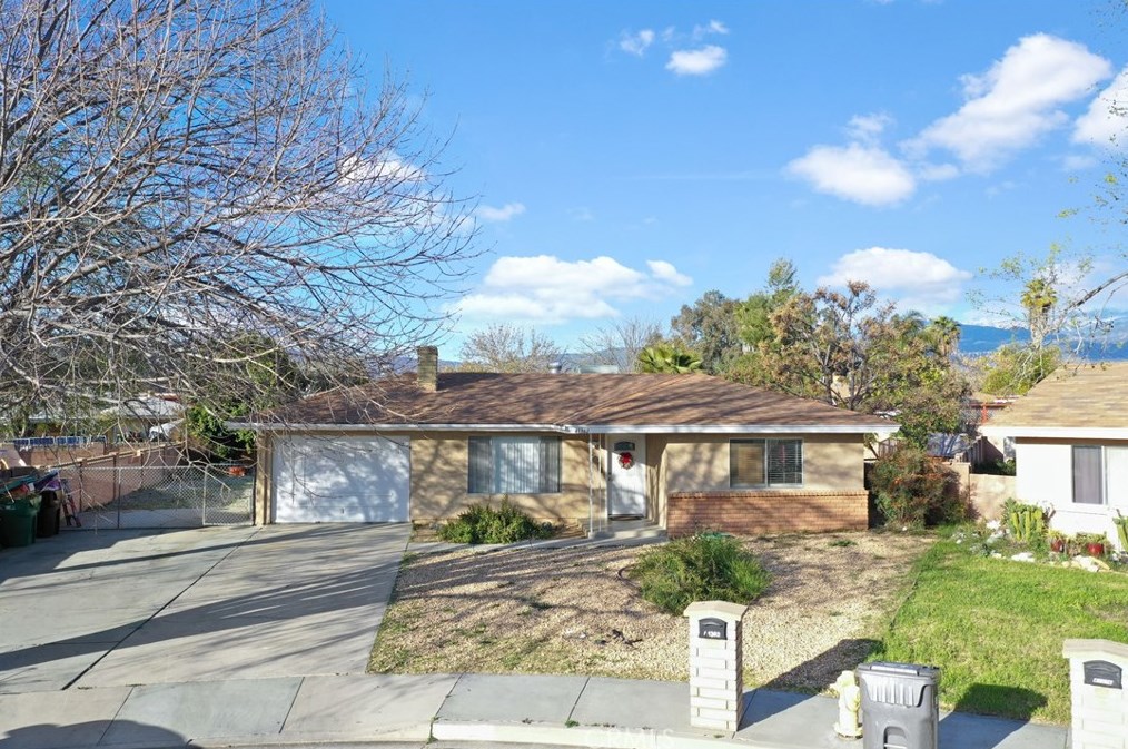 41362 Torrey Pine Ct, Hemet, CA 92544-6367