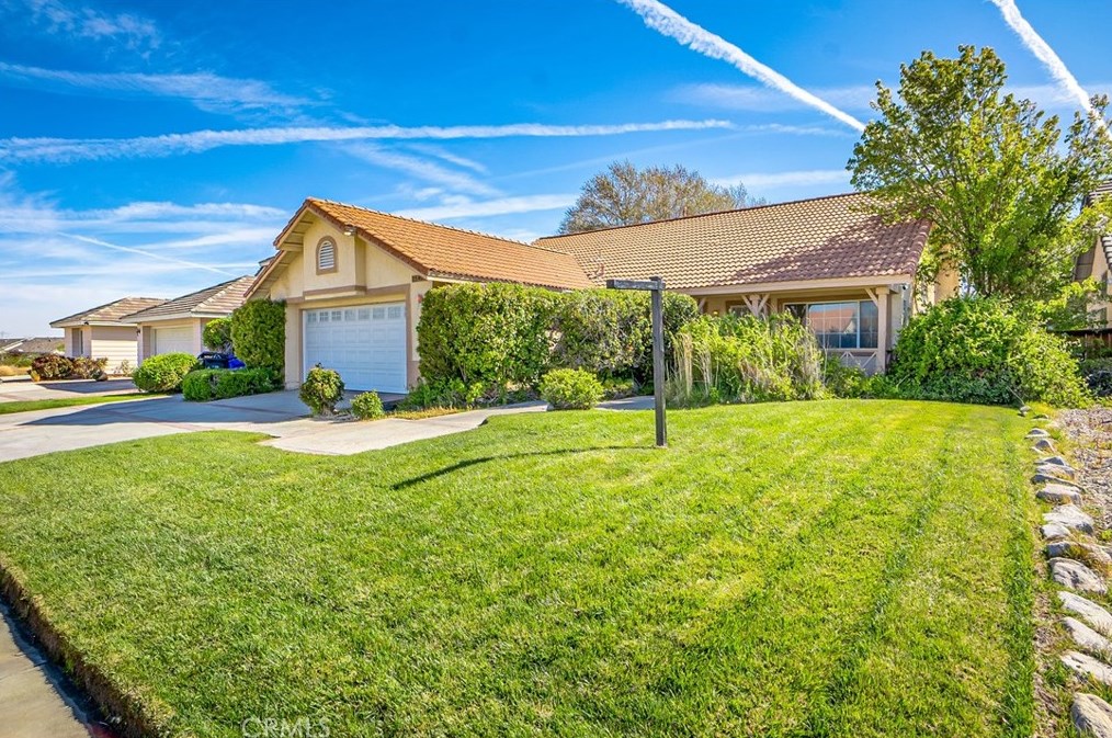 15409 Jeraldo Dr, Victorville, CA 92394-5548