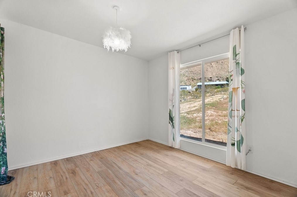 15223 Byron Dr, Apple Valley CA  92307-3898 exterior