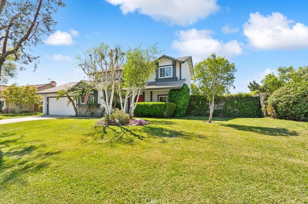 1537 W Shamrock St, Rialto, CA 92376