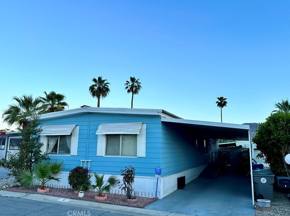 8 Oasis Dr, Cathedral City, CA 92234-7046