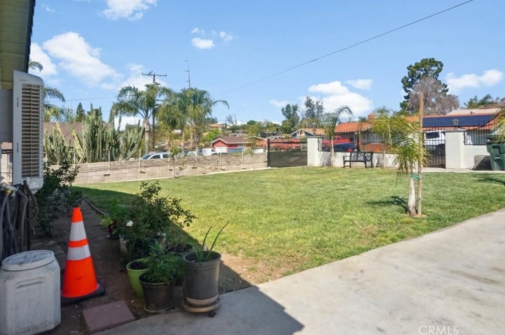 9396 53rd St, Jurupa Valley, CA 92509