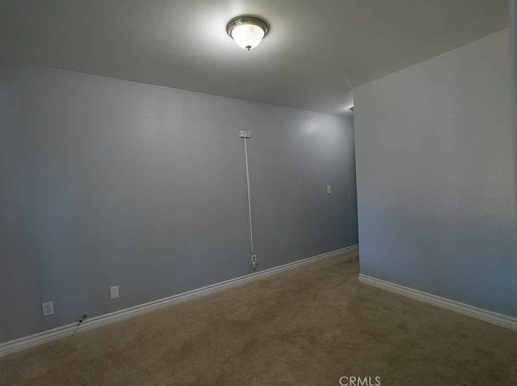 16781 Tracy St, Victorville CA  92395-3807 exterior