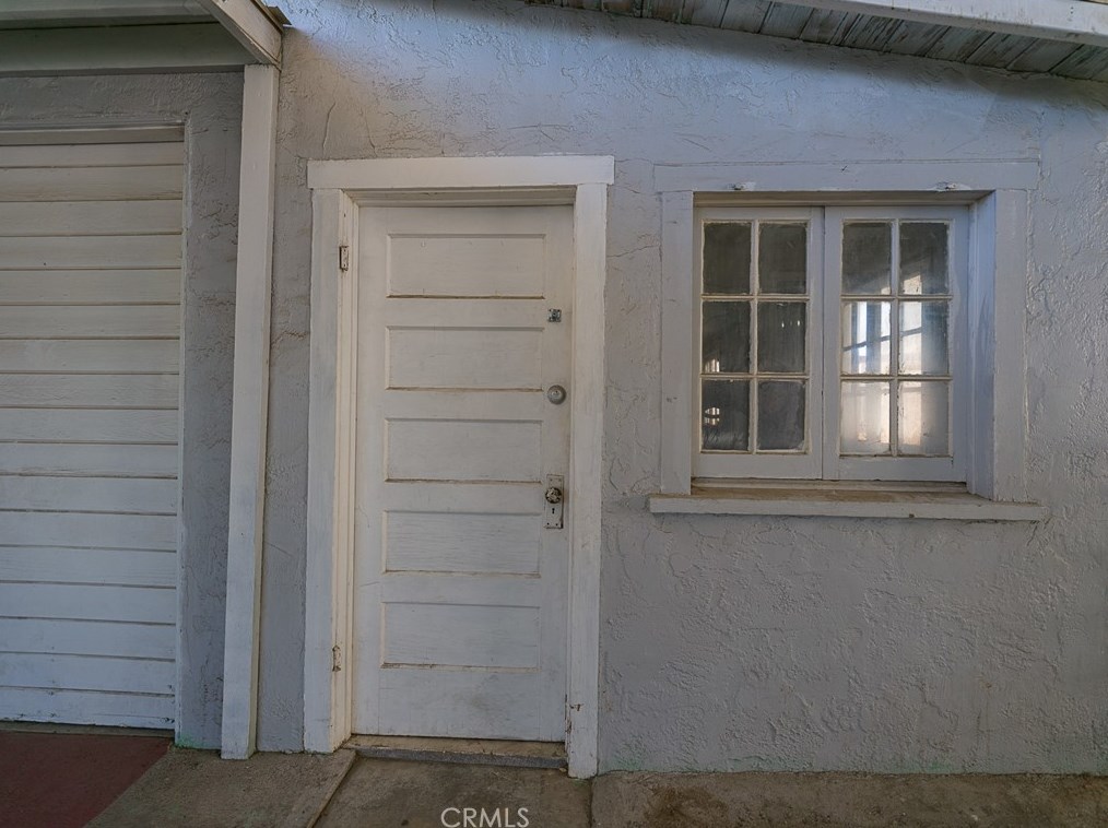 16781 Tracy St, Victorville CA  92395-3807 exterior