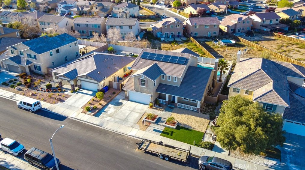 12472 Osprey Ln, Victorville, CA 92392-0580