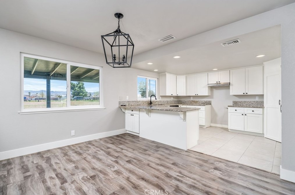 13789 Lakota Rd, Apple Valley CA  92307-5805 exterior