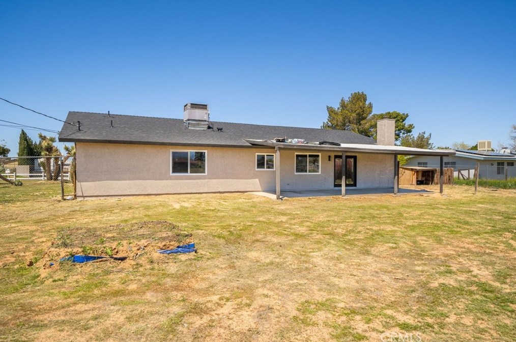 13789 Lakota Rd, Apple Valley CA  92307-5805 exterior