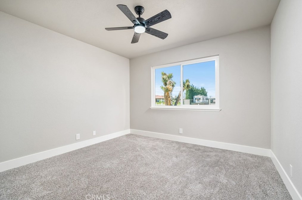 13789 Lakota Rd, Apple Valley CA  92307-5805 exterior