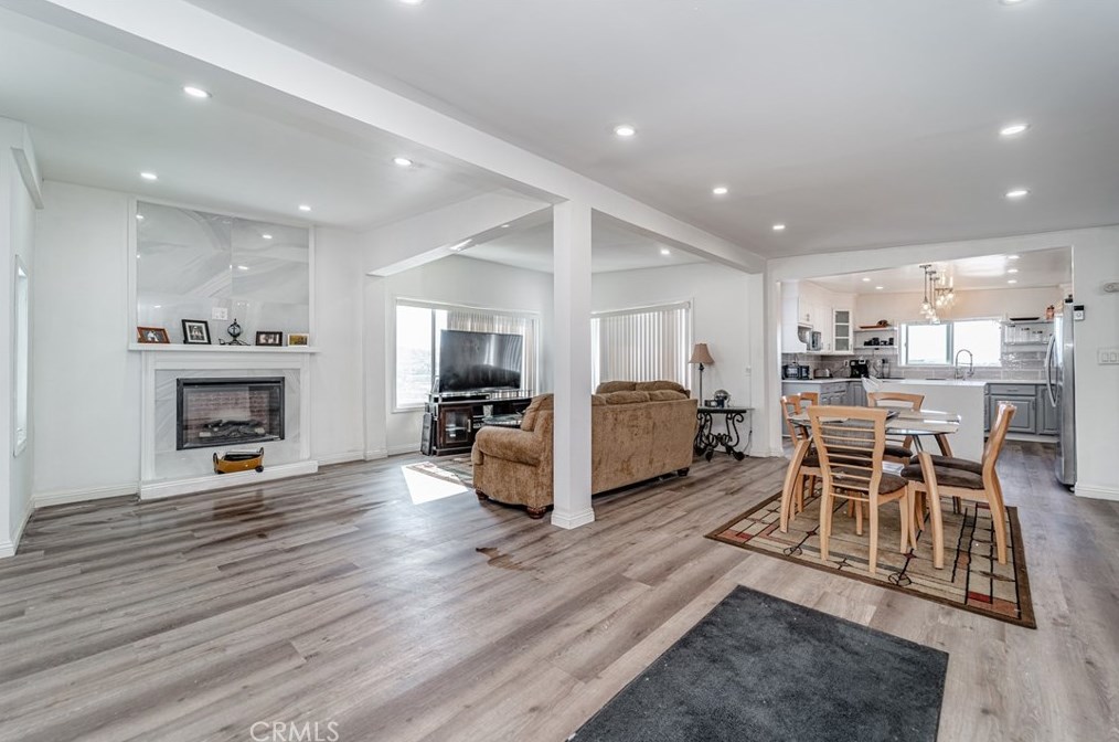 1807 Seigneur Ave, Los Angeles CA  90032-4024 exterior