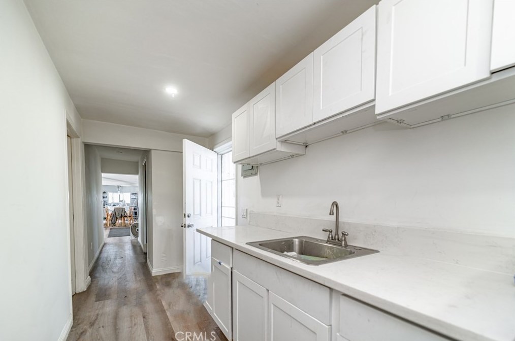 1807 Seigneur Ave, Los Angeles CA  90032-4024 exterior