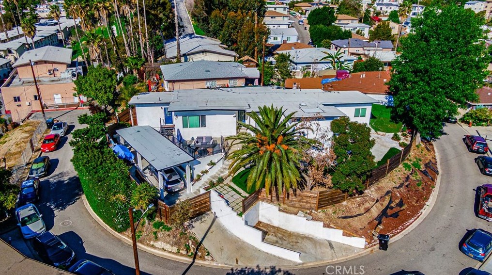 1807 Seigneur Ave, Los Angeles CA  90032-4024 exterior