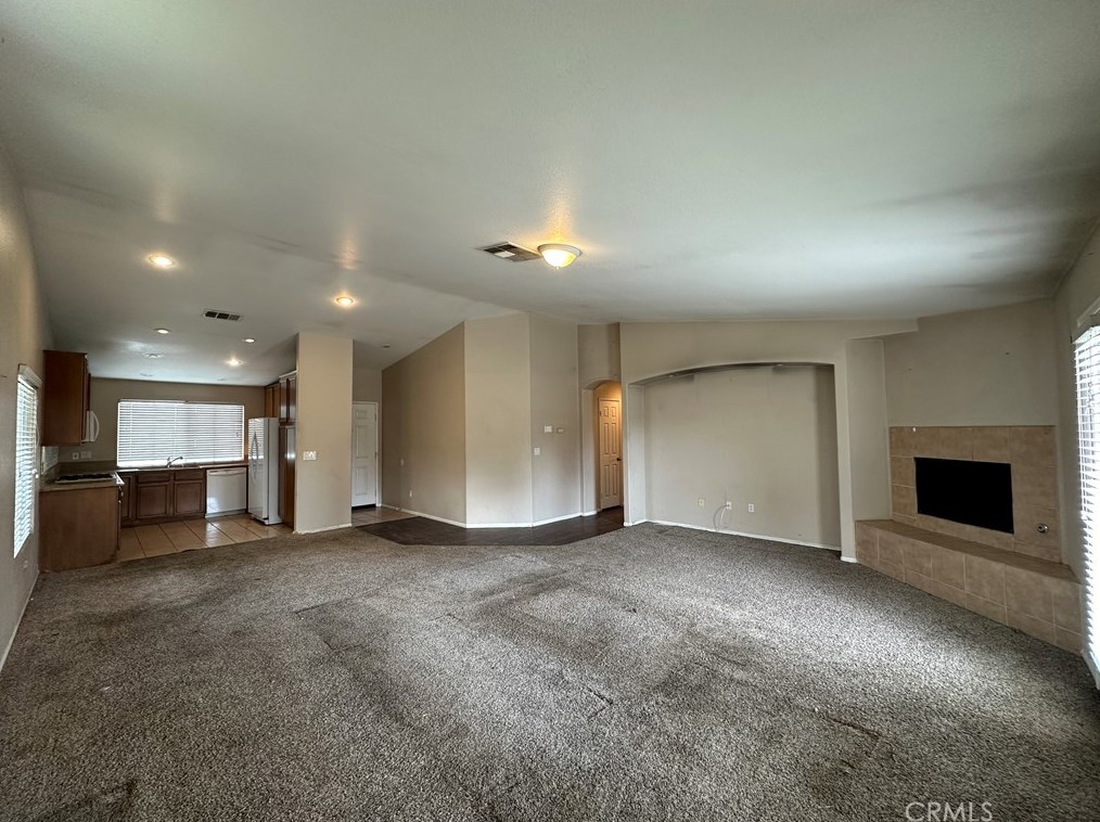 810 Aria Rd, Hemet CA  92543-4372 exterior
