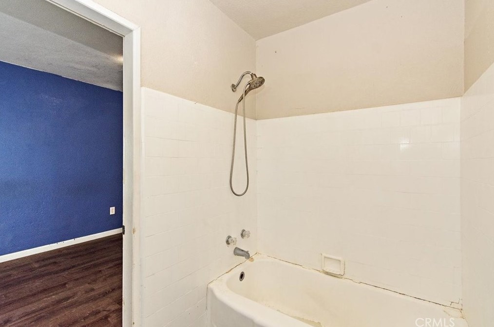 3898 Mtn Vw Ave, San Bernardino CA  92405-2330 exterior