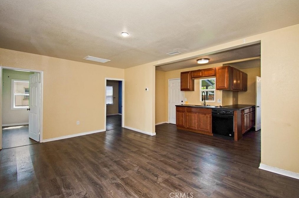 3898 Mtn Vw Ave, San Bernardino CA  92405-2330 exterior