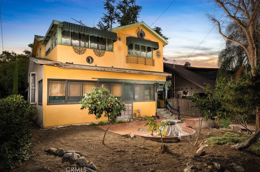1034 Harvard Ave, Claremont, CA 91711-3814