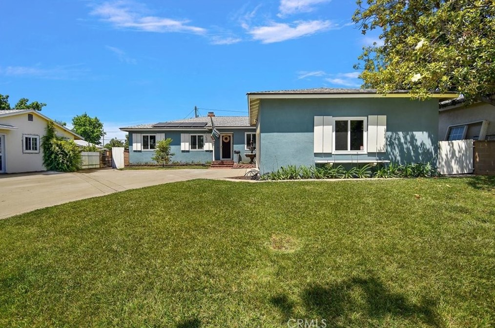 865 Sharon Way, Upland, CA 91786