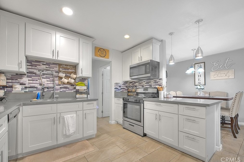 1780 30th St, San Bernardino CA  92407-6611 exterior