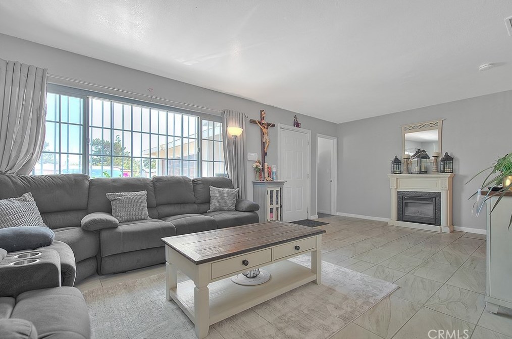 1780 30th St, San Bernardino CA  92407-6611 exterior