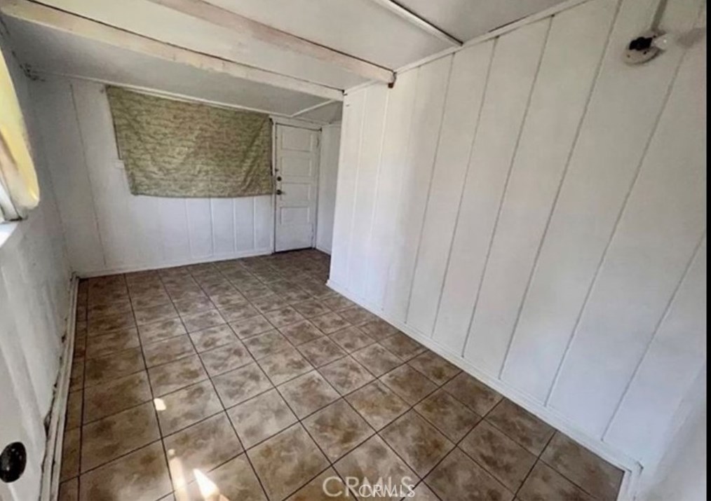 150 Lilac Ave, Rialto CA  92376-5733 exterior