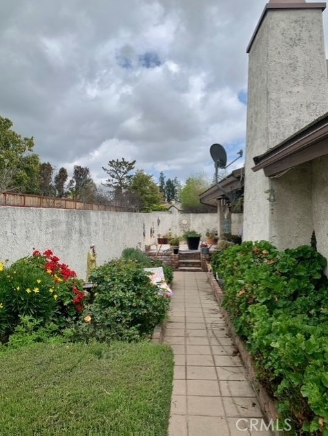 1294 Shadow Cir, Upland, CA 91784