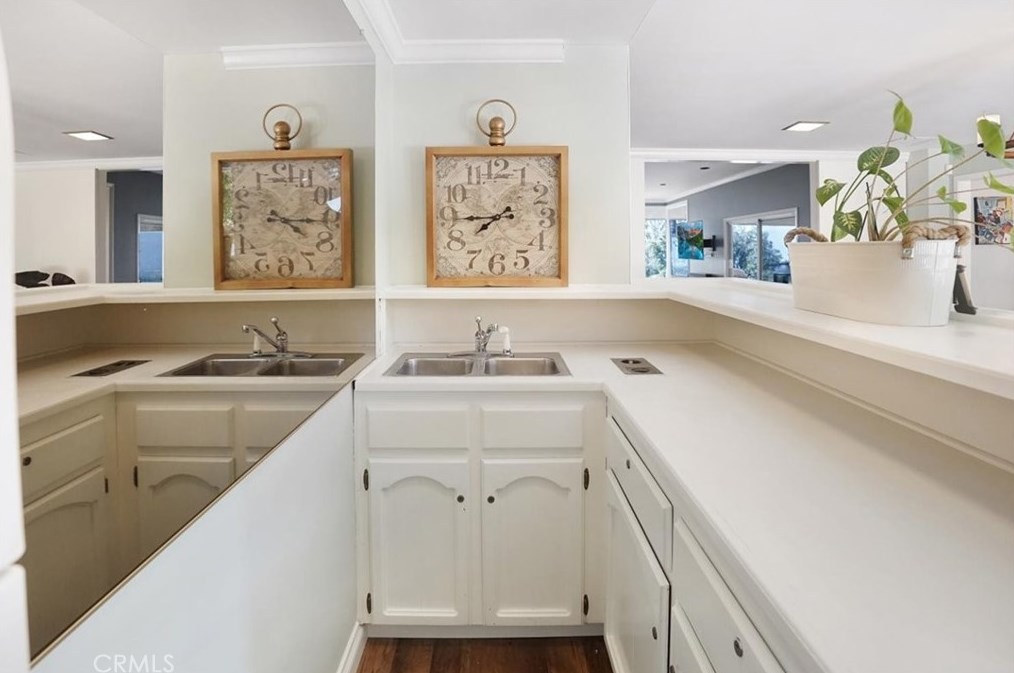 3621 Hemlock Dr, San Bernardino CA  92404-3102 exterior