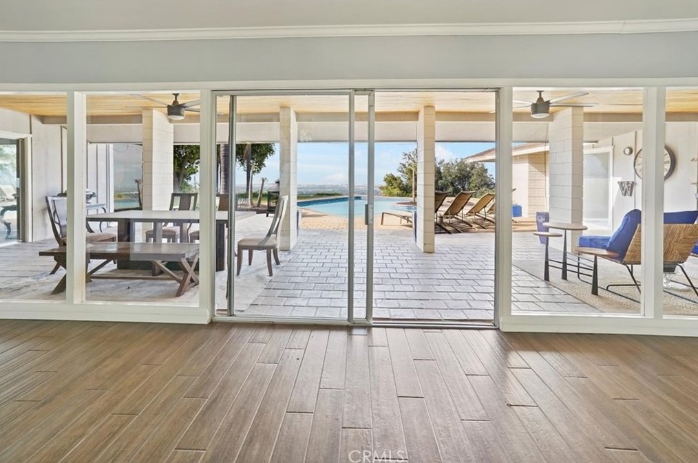 3621 Hemlock Dr, San Bernardino CA  92404-3102 exterior