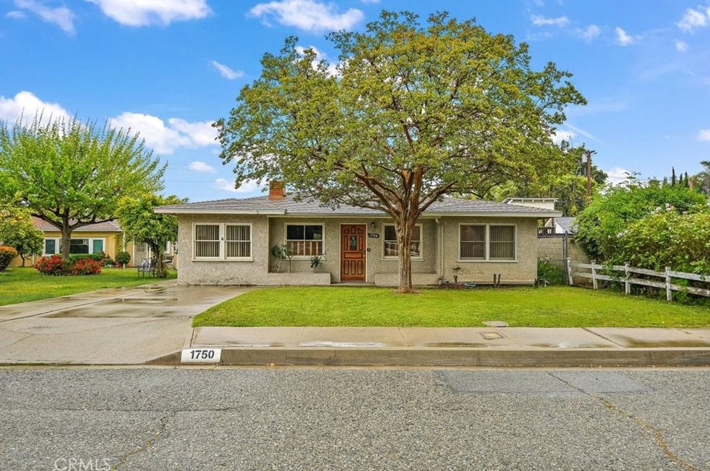 1750 6th St, La Verne, CA 91750