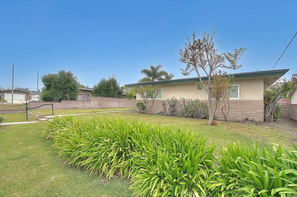 266 Van Ness Ave, Upland, CA 91786