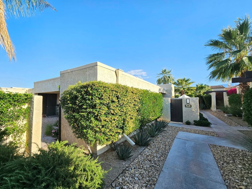 410 N Hermosa Dr, Palm Springs, CA 92262
