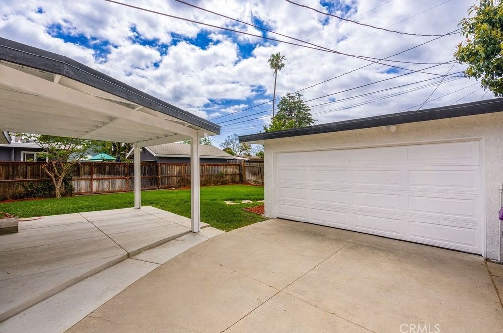 5202 Coralite St, Long Beach CA  90808-3410 exterior