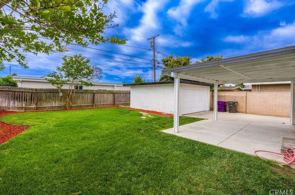 5202 Coralite St, Long Beach CA  90808-3410 exterior