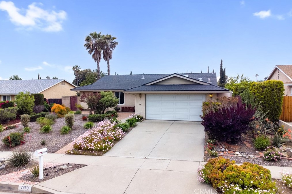 7420 Palmetto Ave, Fontana, CA 92336-2127