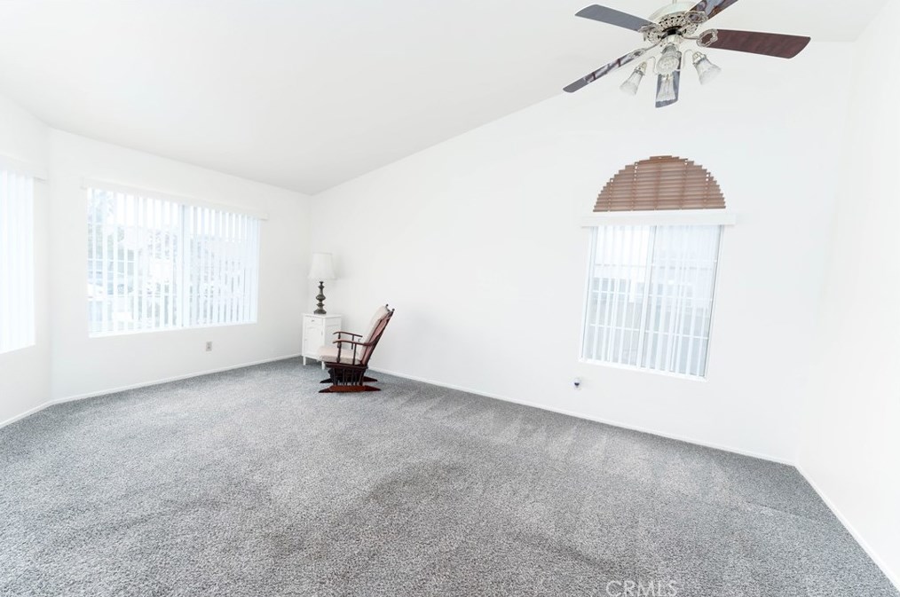 443 Tamarisk Ave, Rialto, CA 92376-6785