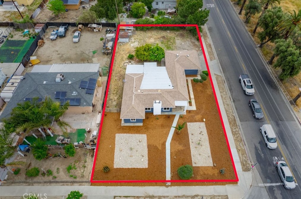 890 State St, Hemet, CA 92543-7102