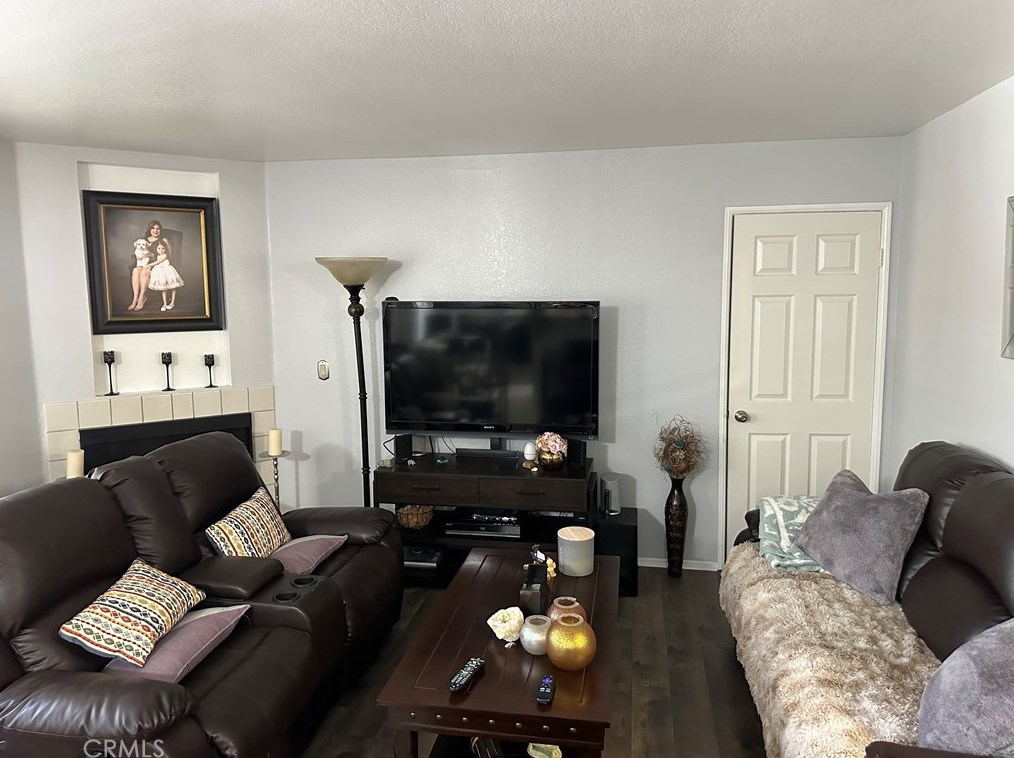 7221 Petrol St #19, Paramount, CA 90723