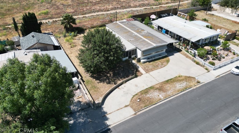 20311 Camino Del Sol, Riverside CA  92508-2427 exterior