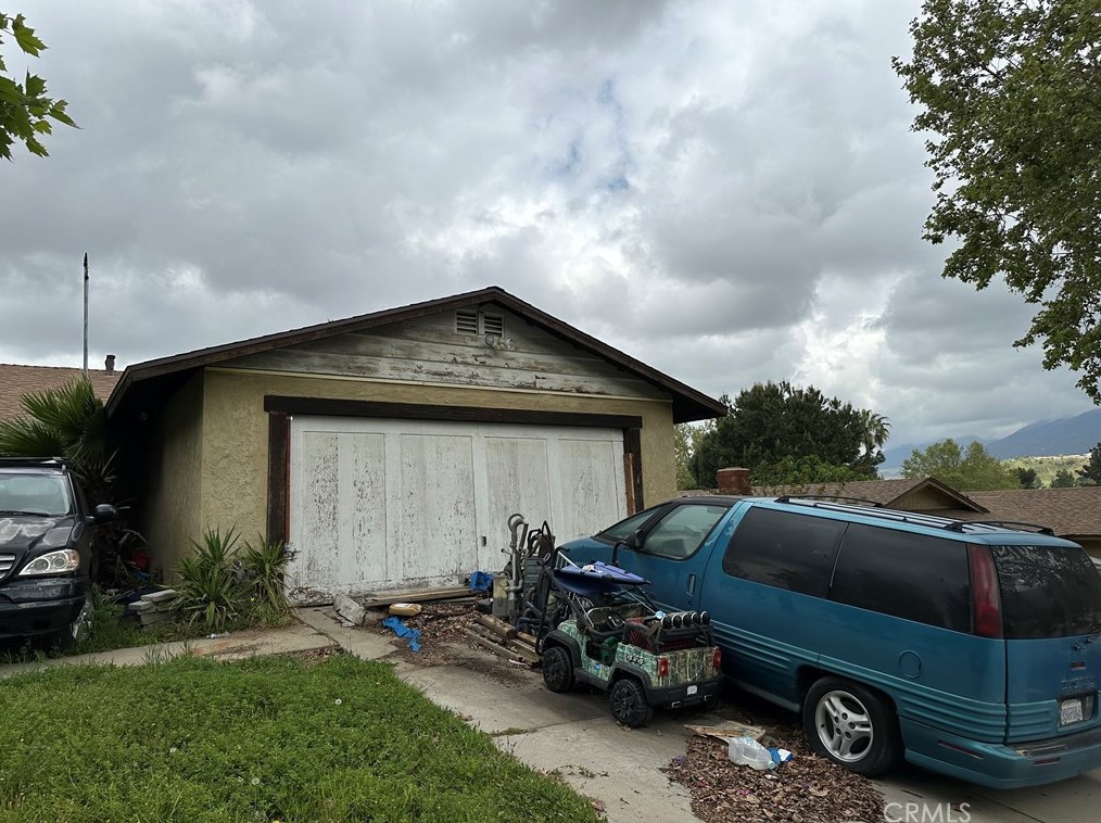 4304 Pepperdine Dr, San Bernardino, CA 92407