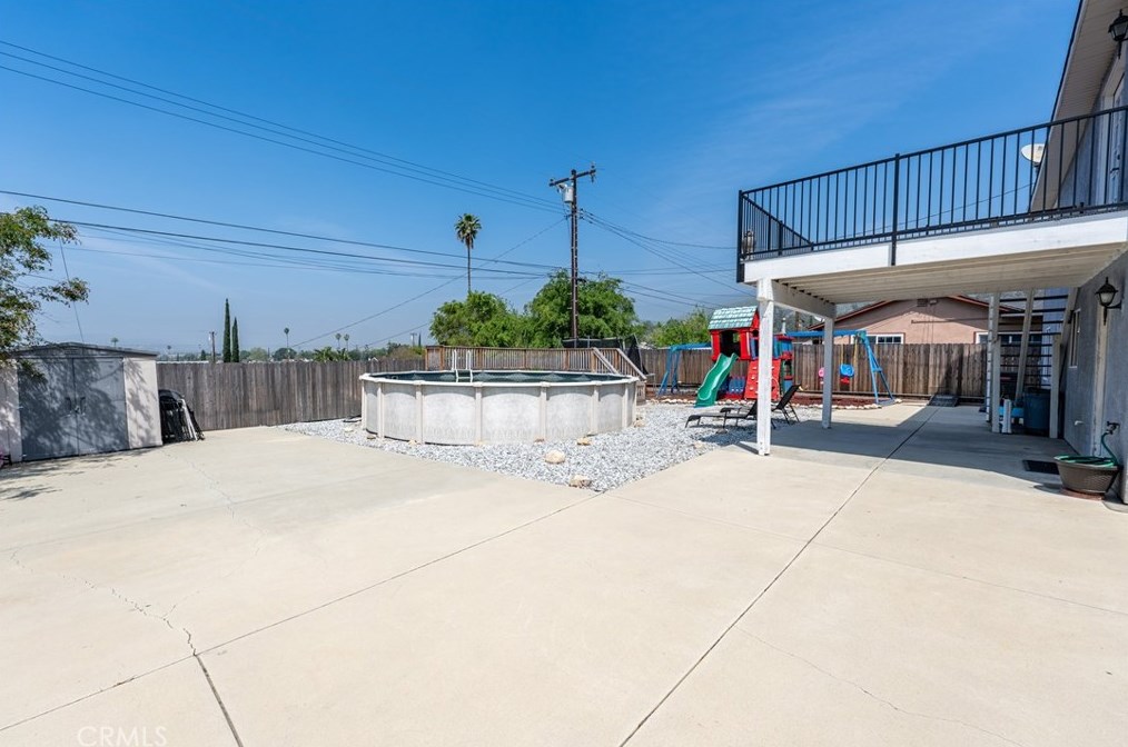 5372 Elm St, San Bernardino CA  92404 exterior