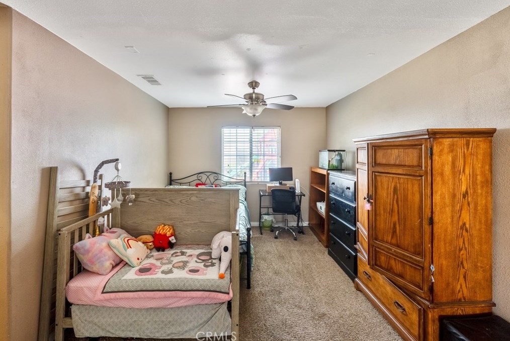 5372 Elm St, San Bernardino CA  92404 exterior