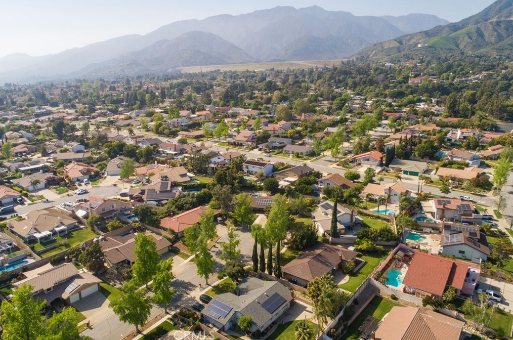 2238 Coolcrest Way, Upland CA  91784-1290 exterior