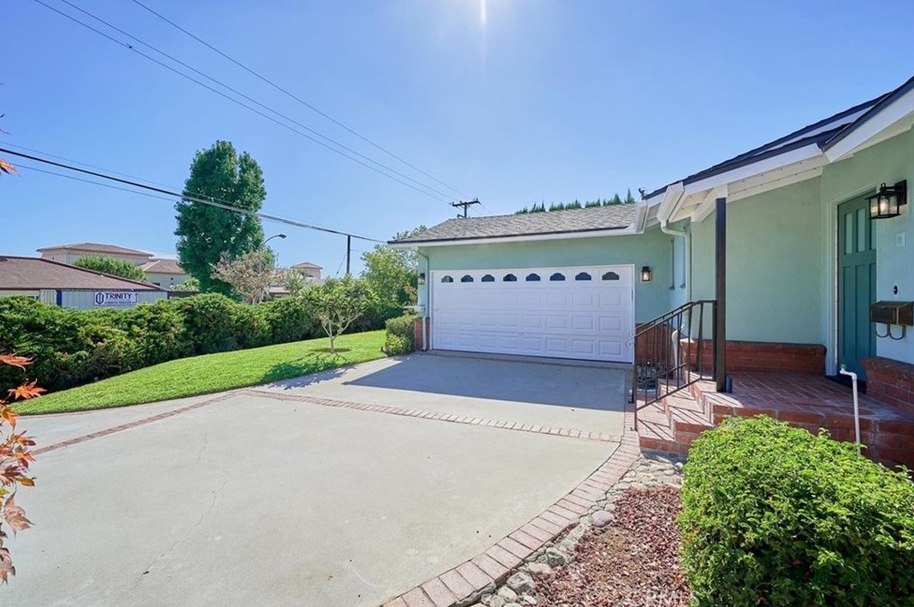 243 E Harrison Ave, Pomona, CA 91767