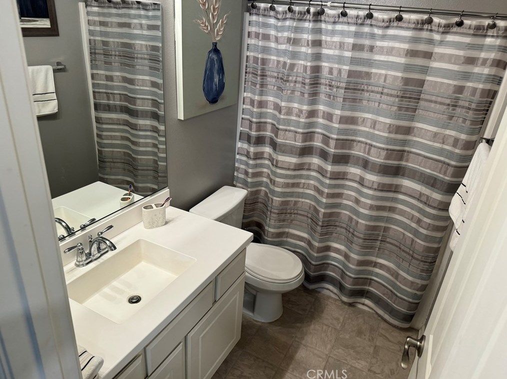 13258 Plaza Laredo Way, Victorville CA  92395-5364 exterior