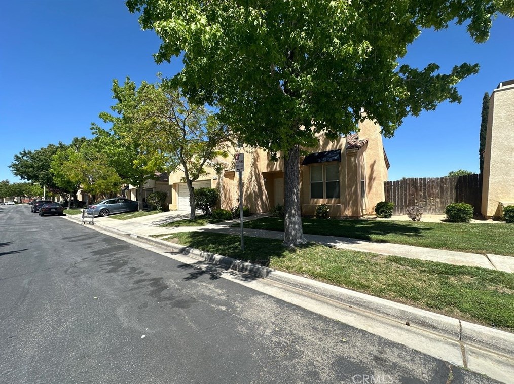 40148 La Cota Dr, Palmdale, CA 93550-2120