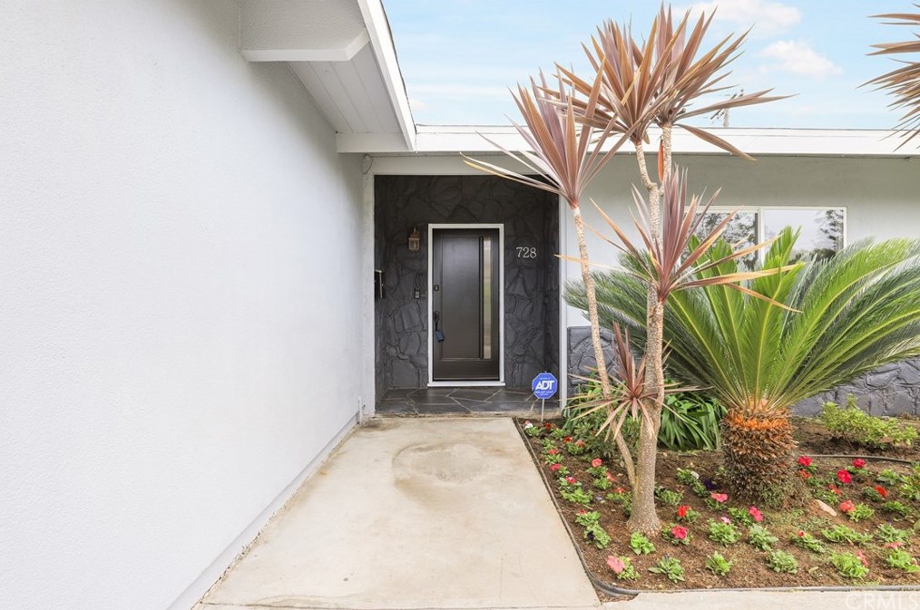 728 E Algrove St, Covina, CA 91723