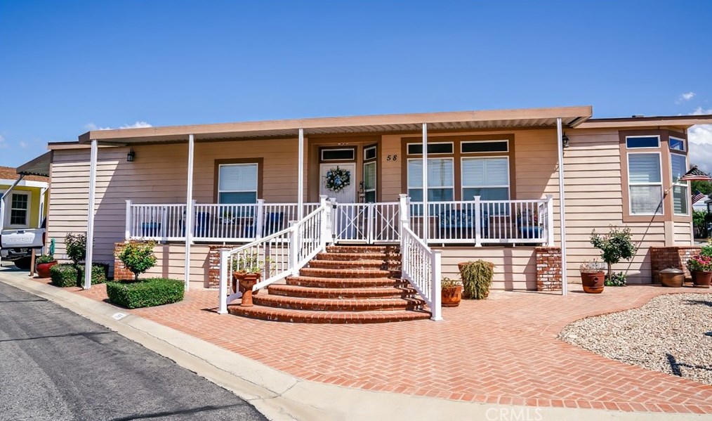 1400 W 13th Spc 58 Street #58, Upland, CA 91786
