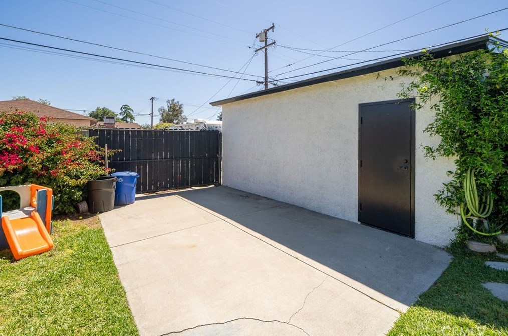 758 Winn Dr, Upland CA  91786-4655 exterior