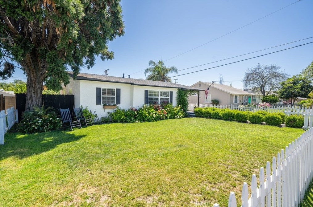758 Winn Dr, Upland, CA 91786