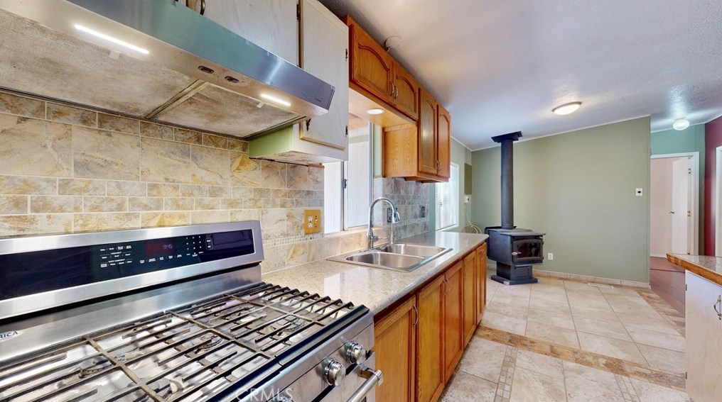 46345 Silver Vly Rd, Newberry Springs CA  92365-8508 exterior